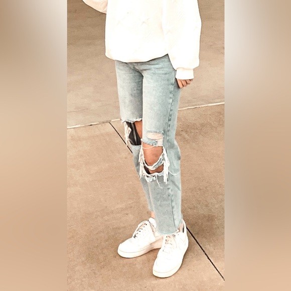 mom jeans - Picture 3 of 3